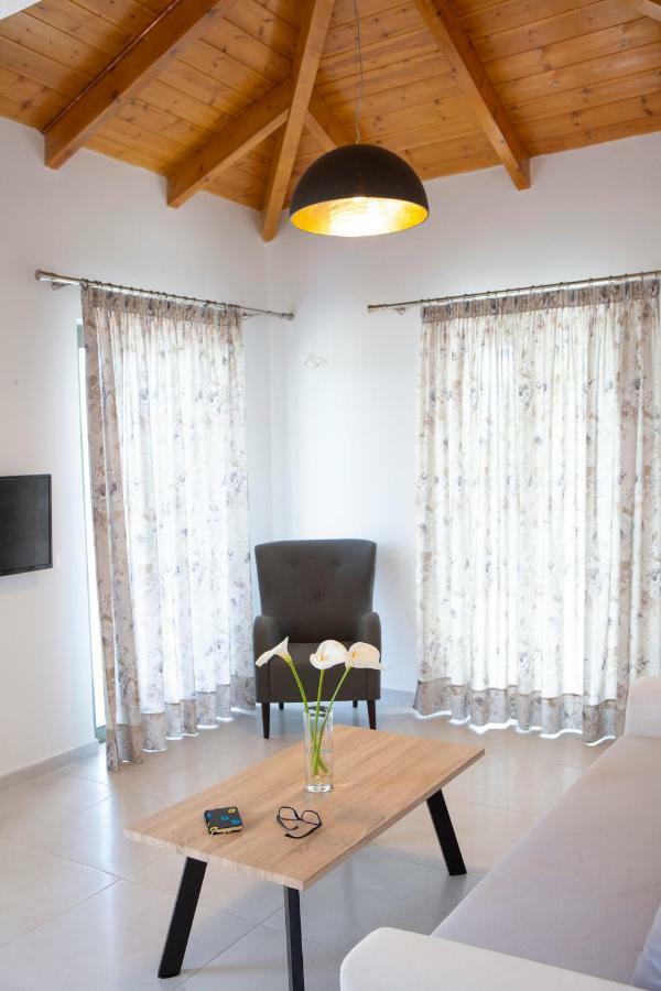 Horizon Villas Pondi Esterno foto